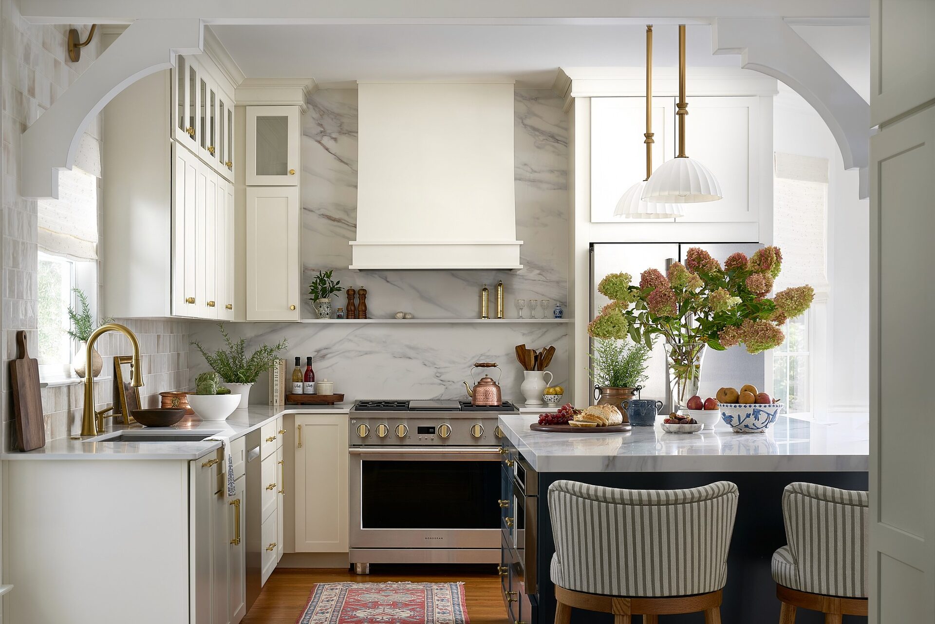 Studio B Interiors — Luxurious Living Room